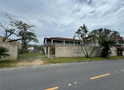 Casa 628m² com Terreno 2790m² | Maricá-RJ | Ponta Grossa | Alto Padrão - Próx. à Lagoa de Maricá - Financiamento até 420 Meses!
