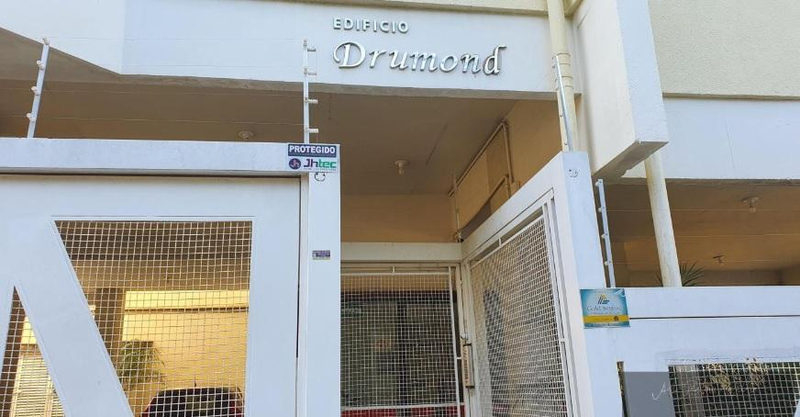 Apartamento Nº 41, Situado no 4º Andar do Edificio Drummond-Marília/SP