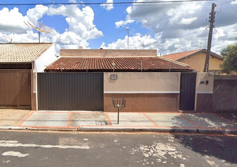 Casa, A.T. 250 m², Conjunto Habitacional JARDIM CLAUDIA II