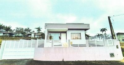 IMÓVEL URBANO COM ÁREA TOTAL DE 379,99m² - POUSO REDONDO/SC