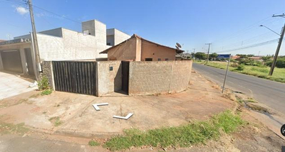 Casa com 50% de Desconto em Catanduva no Bairro Cidade Jardim