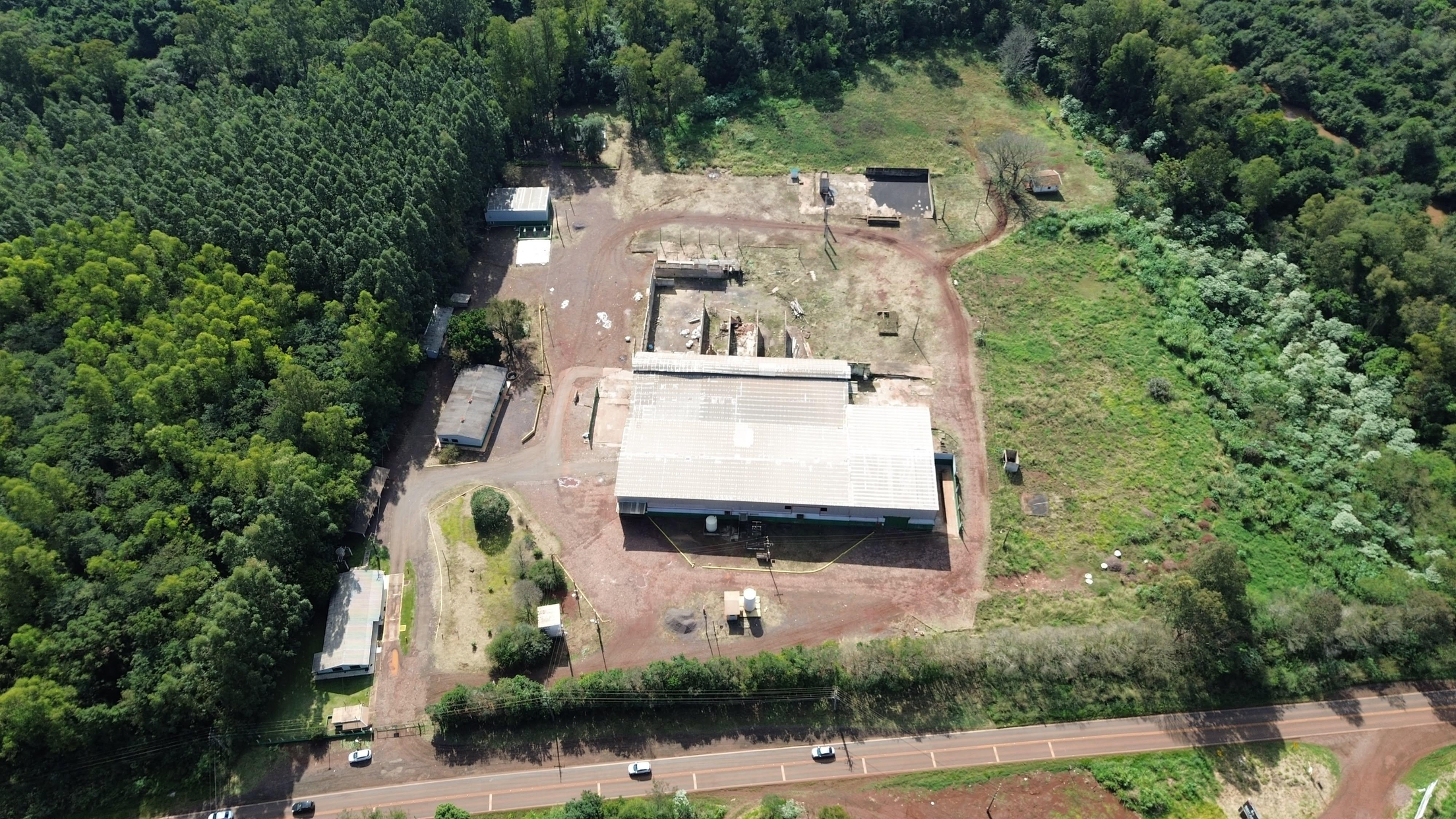IMÓVEL CHACARA N°37-A E 37-B COM AREA DE 84.360 m² - TOLEDO/PR