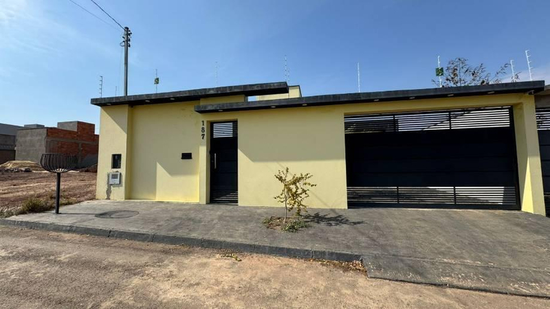 Casa 140m² com Terreno 300m² | Unaí-MG | Res. Curva do Rio | Oportunidade - Próx. à FACTU e Av. Gov. Valadares - Financiamento até 420 Meses!
