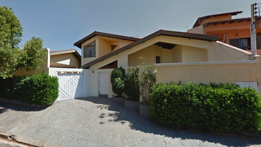 Casa, A.T. 855m², A.C. 423m², 4 dorms (1 suíte), piscina, área gourmet, Bosque Itajú