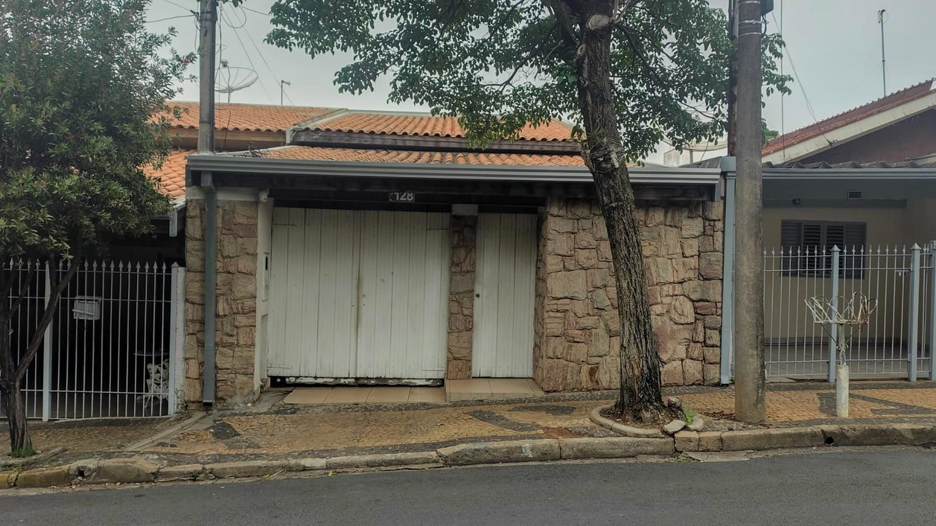 Casa 127m² Ocupada no Bairro Vila Omar em Americana/SP