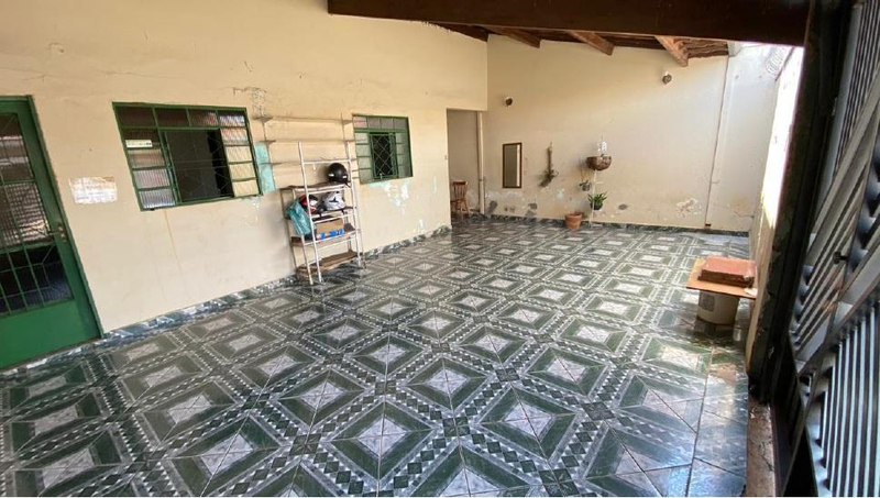 Casa, A.T. 160m², A.C. 108m², Jd. Ouro Verde