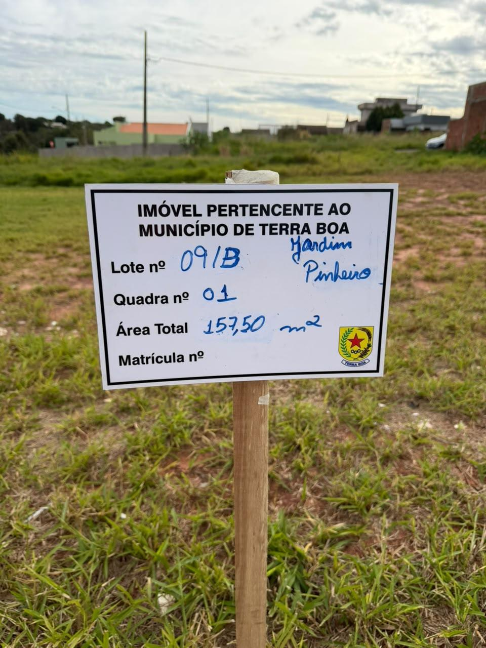 Imóvel urbano constituído pela Data de Terras nº 09/B, da Quadra nº 01, do Loteamento Residencial Pinheiro, situado no Município de Terra Boa, Estado do Paraná, com área total de 157,50 m².