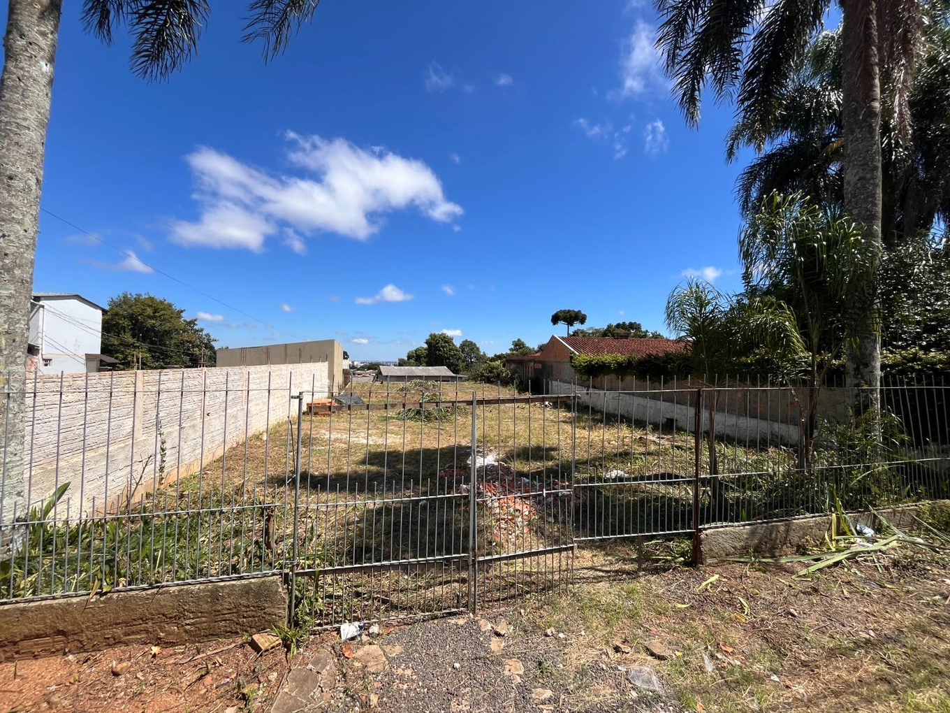 Terreno Urbano Medindo 583,78m² - Guarapuava-PR