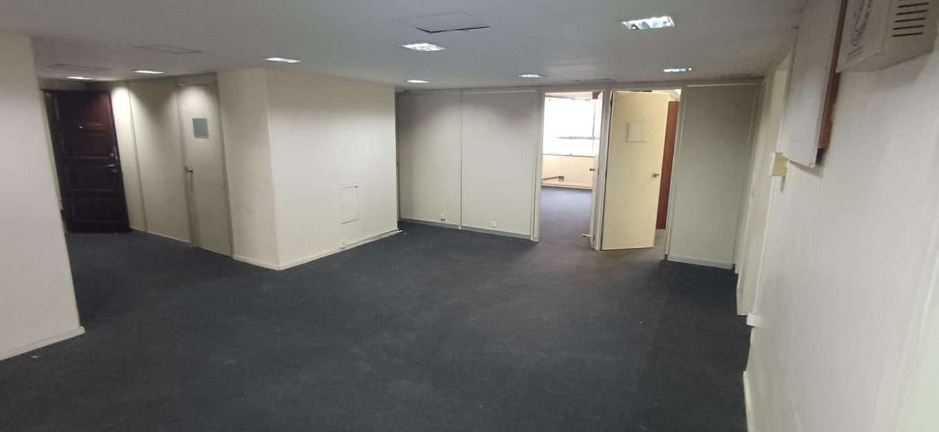 Conjunto Comercial 377m² na Av. Presidente Vargas, 583 | Centro/RJ | Próximo ao Metrô Uruguaiana e Candelária | Oportunidade para Investidores!