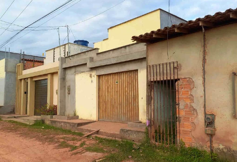 Casa c/ Terreno de 140m², Jardim dos Lagos, Viana/MA - Ocupada