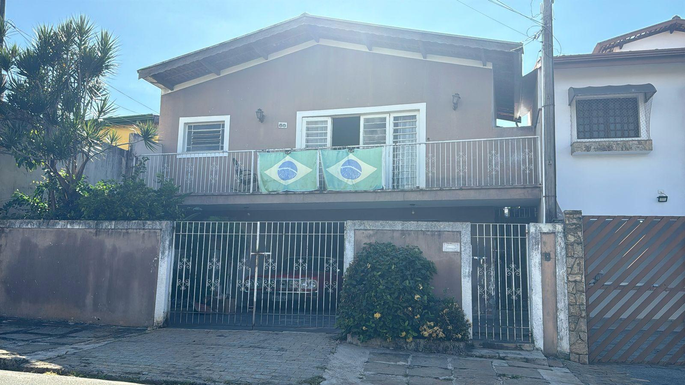 Casa 298m² Ocupada no Parque Taquaral em Campinas/SP