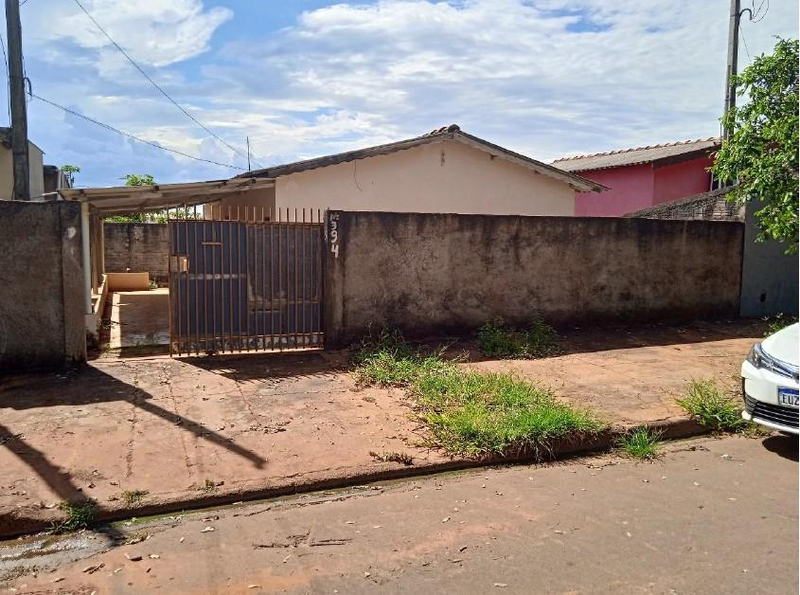 Imóvel Residencial, A.T. 181m², A.C. 63m², garagem, Pauliceia