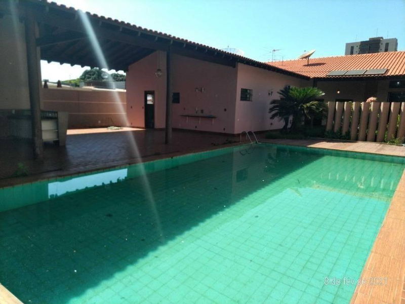 Casa Alto Padrão 362m² | Terreno Gigante 752m² | Dourados-MS | Vila Planalto - Localização Nobre, Próxima à Av. Presidente Vargas - Financiamento até 420 Meses!