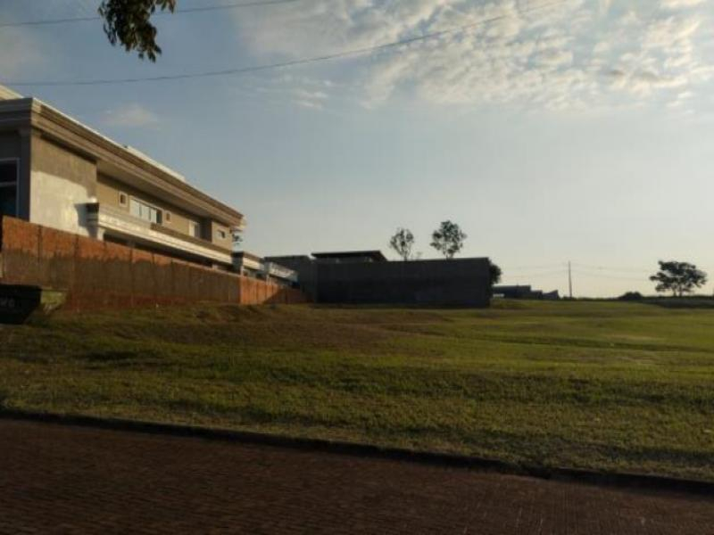 Lote, 1595.45 m2, Ourinhos / SP