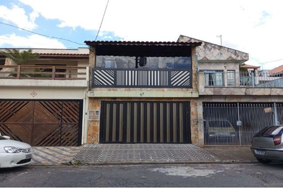 Sobrado - Jardim Cambuí - A.T. 125,00m² - A.C. 86,00m²