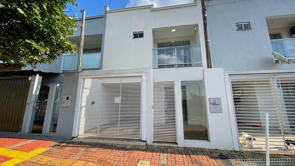 Imóvel Residencial com Área de 82,44 M2 em Toledo-PR