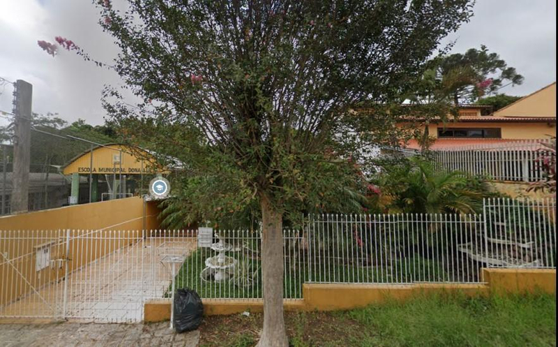 Casa, com a área construída de 201,60m², Rua Elias Moyses Schelela, 544/546, Uberaba, Curitiba/PR