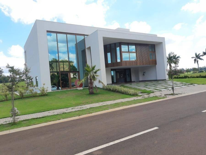 Casa em Condomínio 581m² | Foz do Iguaçu-PR | Village Golf Iguaçu - DESOCUPADA - Próx. ao Aeroporto e Cataratas - Financiamento até 420 Meses!
