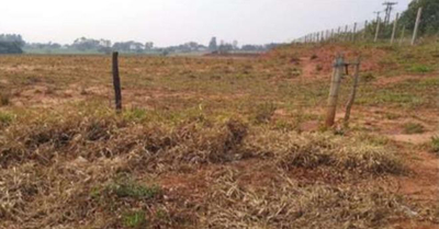 TERRENO URBANO COM ÁREA DE 917,00m2. EM PÉROLA-PR