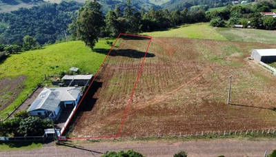 IMÓVEL RURAL COM ÁREA TOTAL DE 2.000 m² EM DISTRITO DE ITAJUBÁ- DESCANSO-SC
