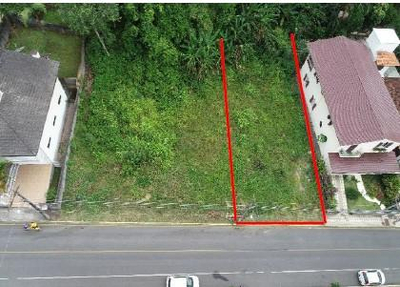 Terreno Urbano constituído pelo lote nº 07, de 420m2, da Rua Alfredo Gazzolla,  em Urussanga-SC