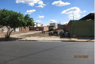 Terreno, lote 09 quadra 30, no loteamento Jardim Jockey Club, São Carlos/SP - Massa Falida Comercial de Gêneros Alimentícios Brimen