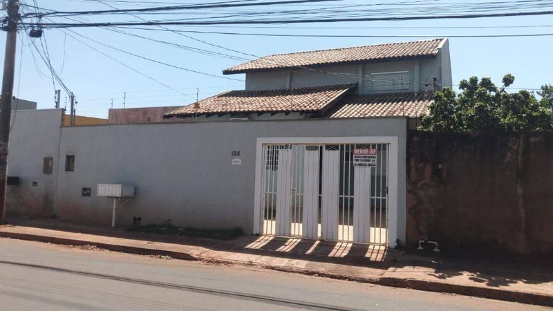 Casa 210m² com Terreno 250m² | Campo Grande-MS | Parque Dallas - Próximo à Lagoa Itatiaia e 5 Dormitórios - Financiamento até 420 Meses!