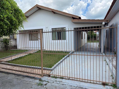 Terreno urbano, contendo uma casa de madeira, Conselheiro Mairinck/PR