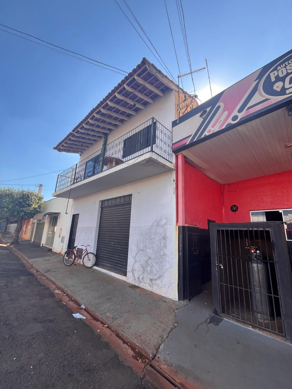 Imóvel urbano com estrutura para posto de combustível + imóvel residencial - populina-sp