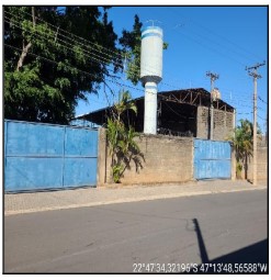 Galpão, 210 m2 de área privativa, 1545m2 de área d