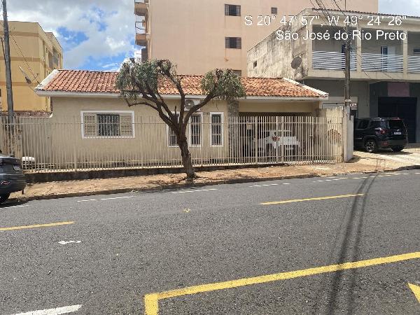 Casa, 96 m2 de área total, 96 m2 de área privativa