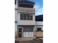Edificação de dois pavimentos - Ubá/MG
