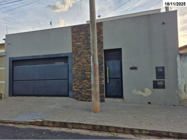 Parte ideal 50% - casa 39,98m² - terreno - penápolis/sp