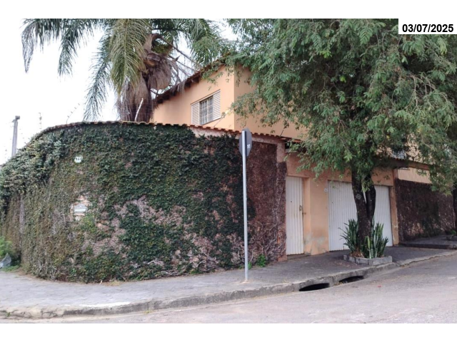 Parte ideal 50% - casa 317,10m² - terreno 275m² -sorocaba/sp