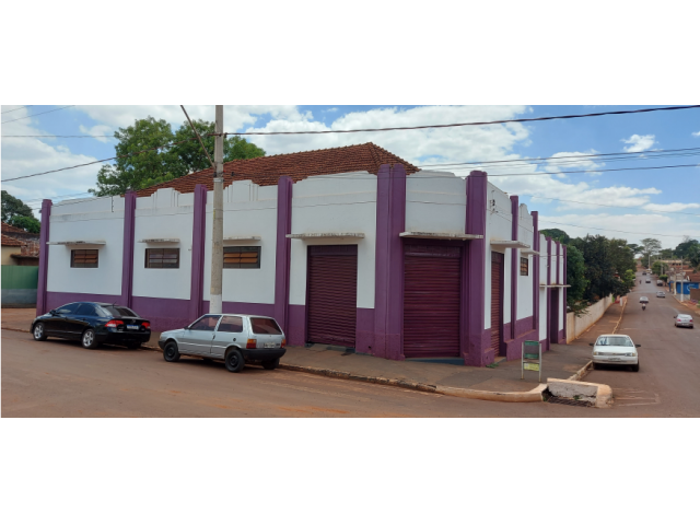 Edificação c/ 165,36m² - terreno - terra roxa/sp