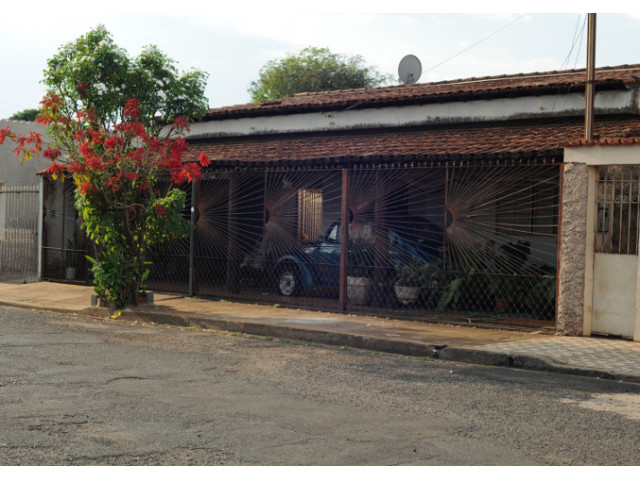 Casa c/ 194,01m² - Terreno c/ 312,50m² - Uberaba/MG