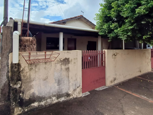 Casa c/ 168,77m² - terreno c/ 250m²- rancharia/sp