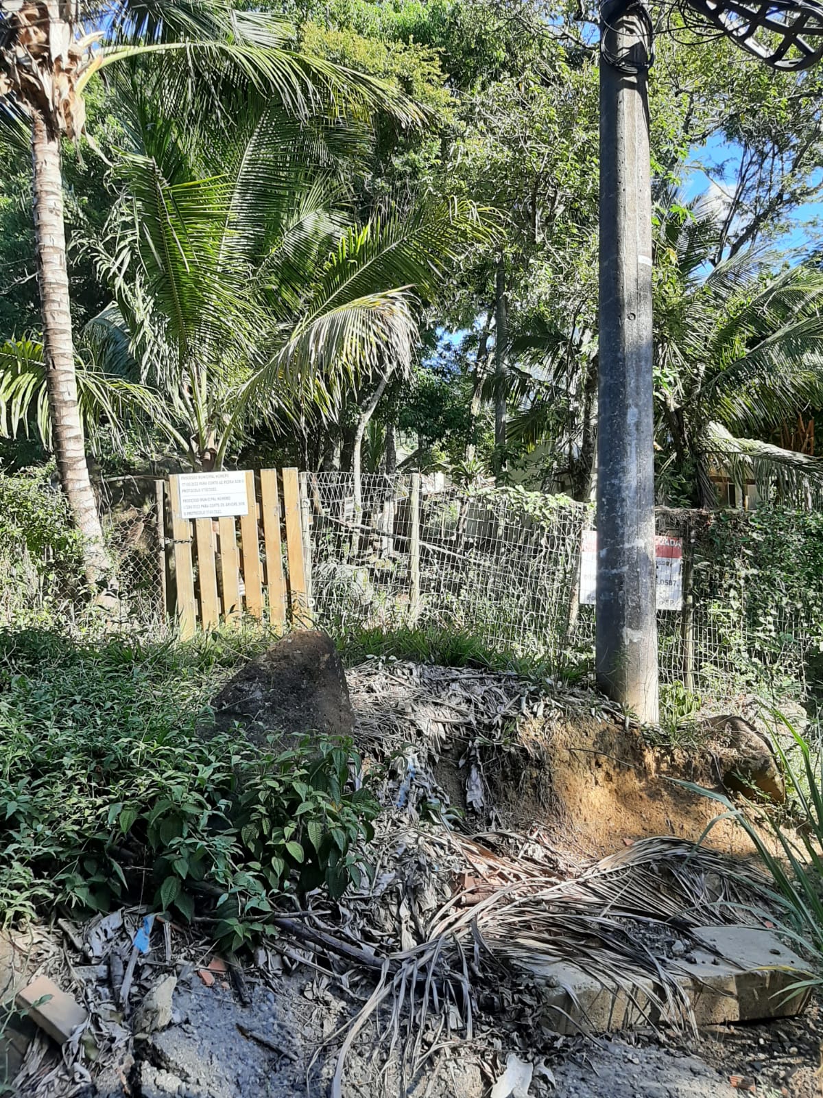 1.0 - direitos do imóvel residencial área construída 200m² - ilhabela/sp