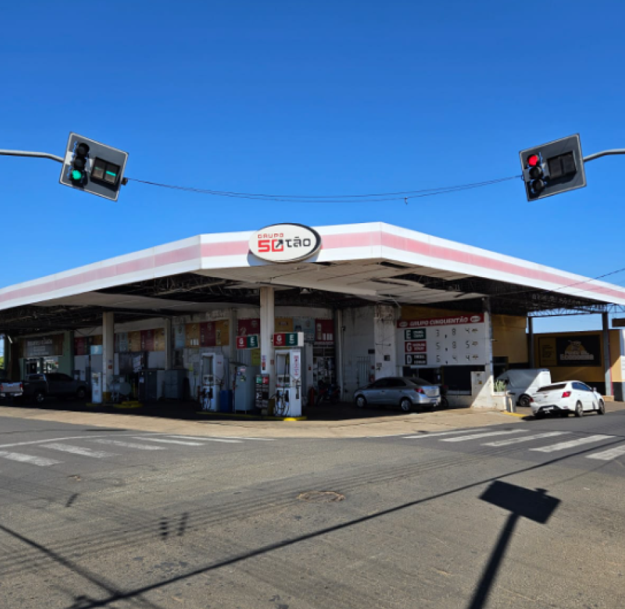 Posto de combustível em auriflama
