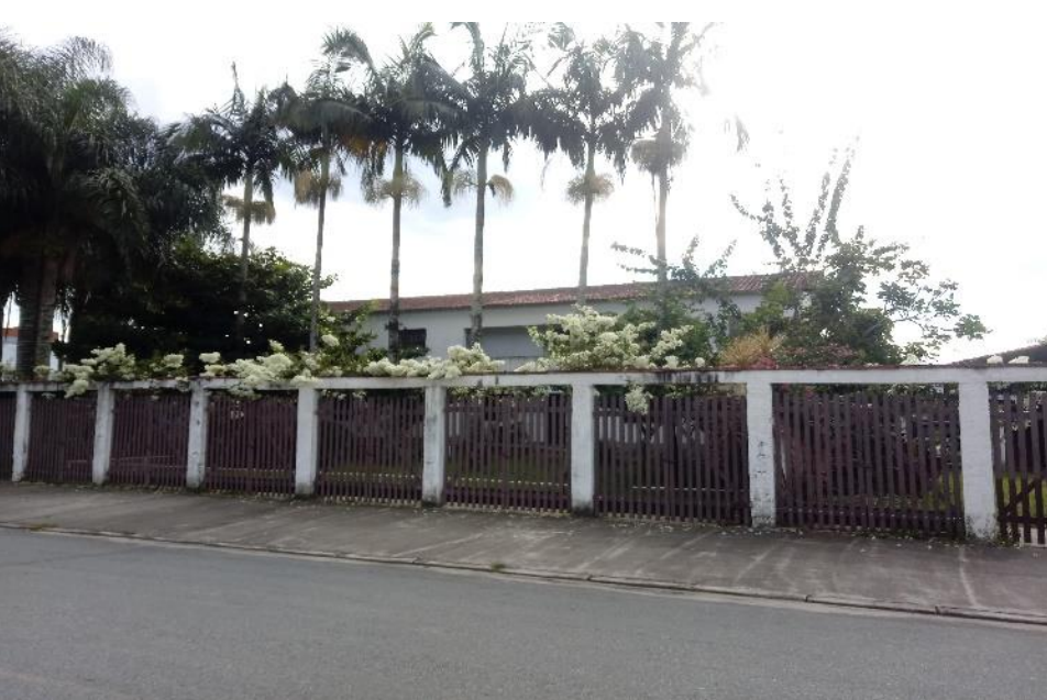 Casa em terreno de 720,63 m² e área privativa de 252,32m² - rio da praia, bertioga/sp