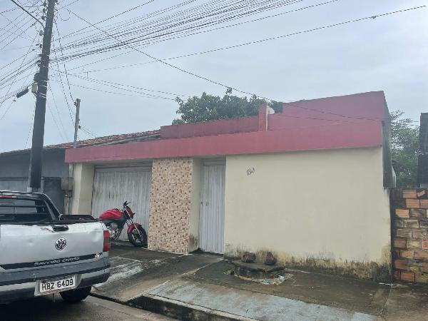 Casa, São Pedro e São Paulo, Capanema, PA