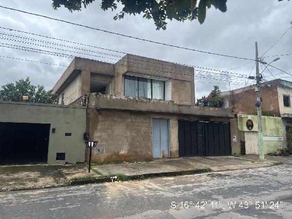 Casa, Alice Maia, Montes Claros, MG