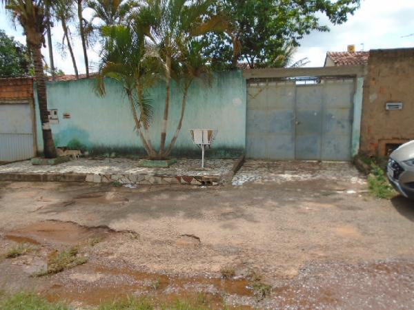 Casa, Mansoes Bittencourt, Santo Antônio do Descoberto, GO