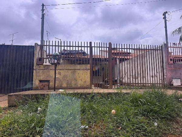 Casa, Parque Estrela Dalva X, Luziânia, GO