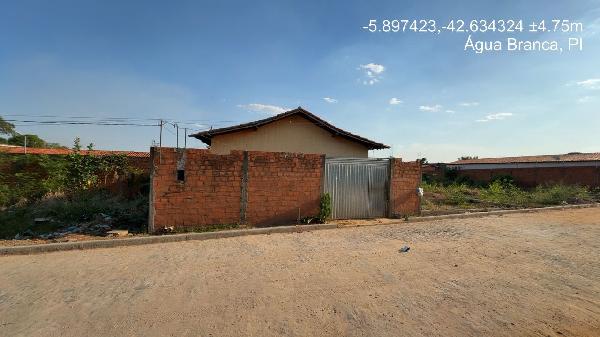 Casa, Bulungão, Água Branca, PI