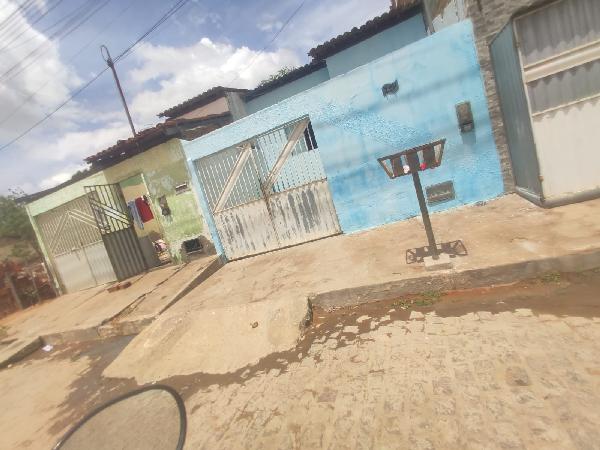 Casa, Bairro da Boiadeira, Iaçu, BA