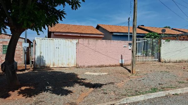 Casa, Vila Divineia, Padre Bernardo, GO