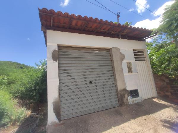 Casa, Bairro da Boiadeira, Iacu, BA