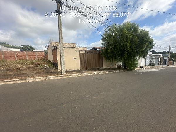 Casa, Centro, Passos, MG