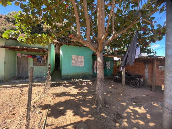 Casa, Vila Divineia, Padre Bernardo, GO